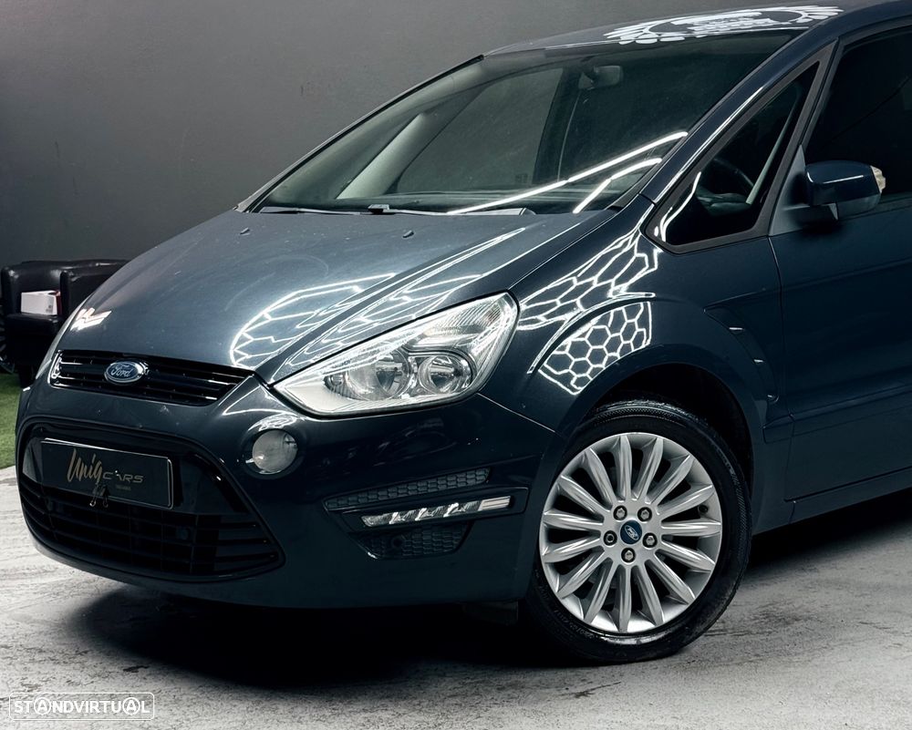 Ford S-Max - 22