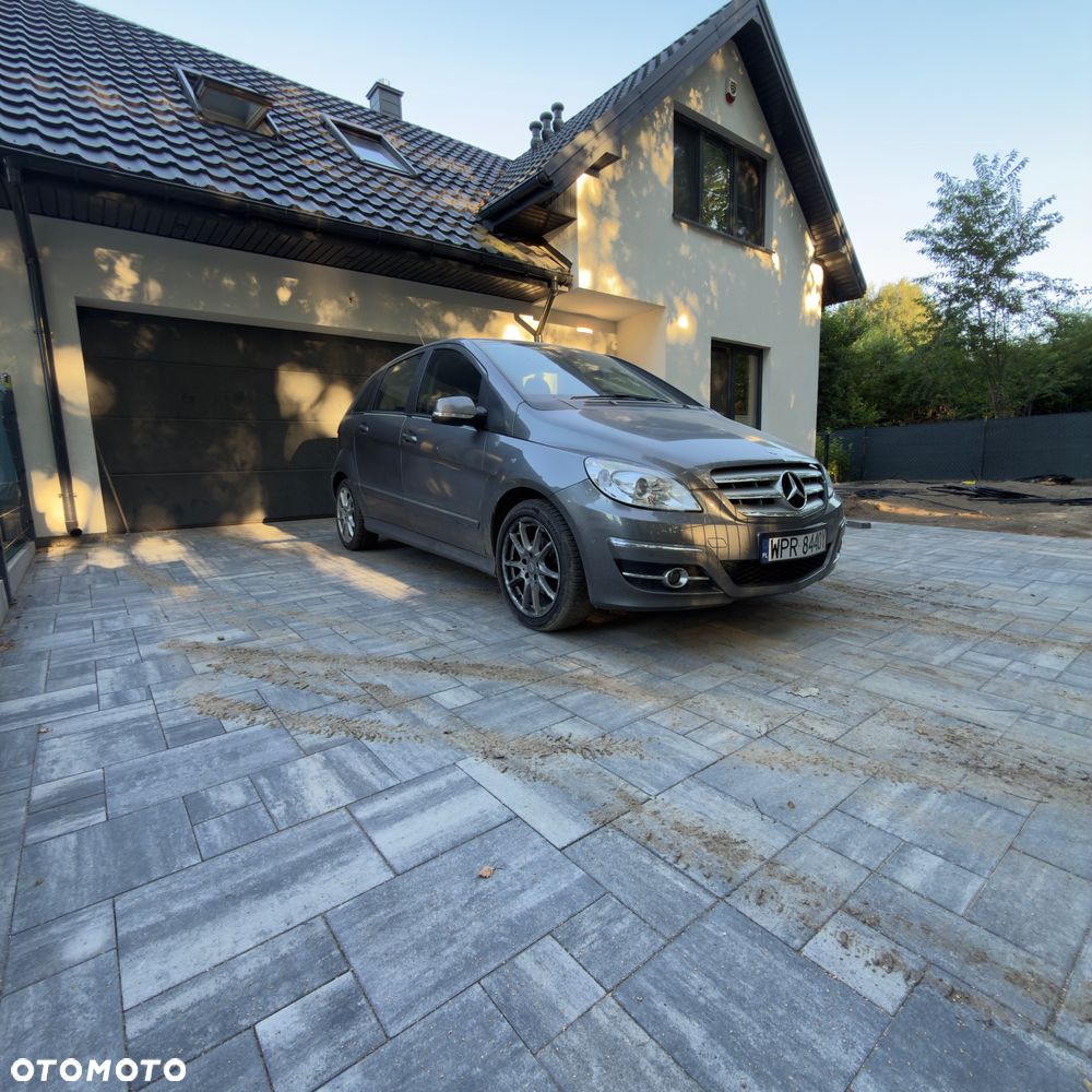 Mercedes-Benz Klasa B - 2