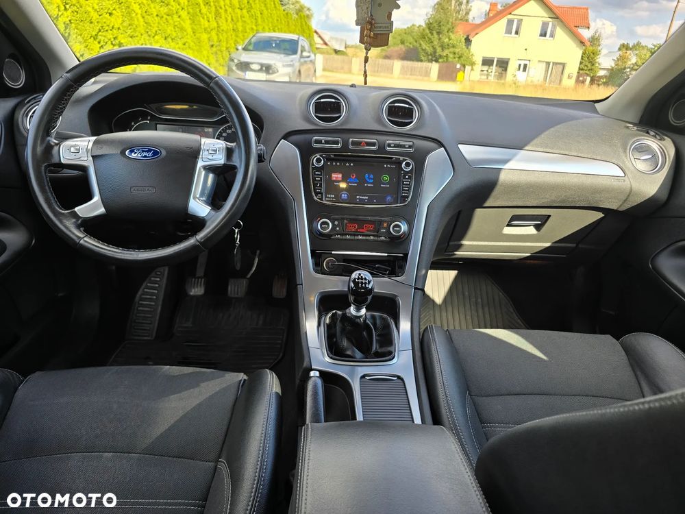 Ford Mondeo 2.0 T Trend - 15