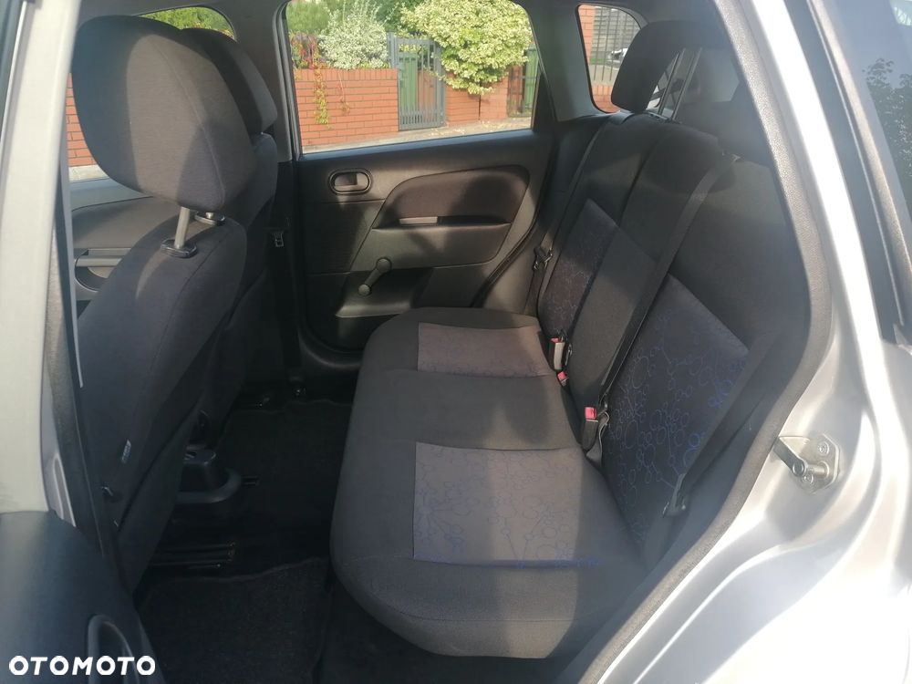 Ford Fiesta - 6