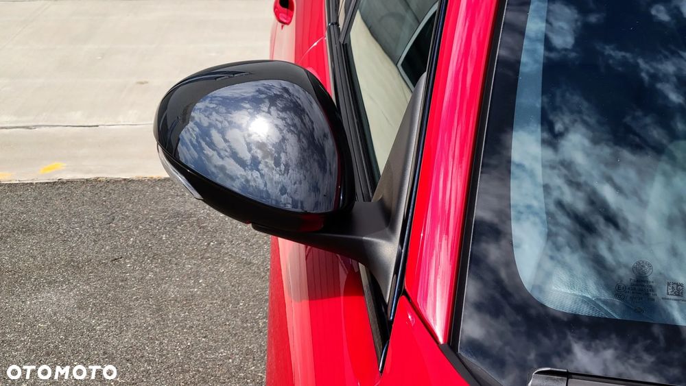 Alfa Romeo Giulia 2.0 Turbo 16V AT8-Q4 Ti - 18