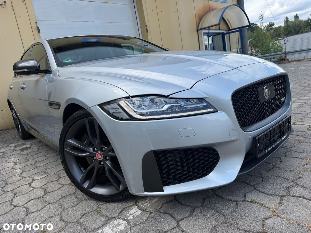 Jaguar XF 30t AWD 300 Sport - 1