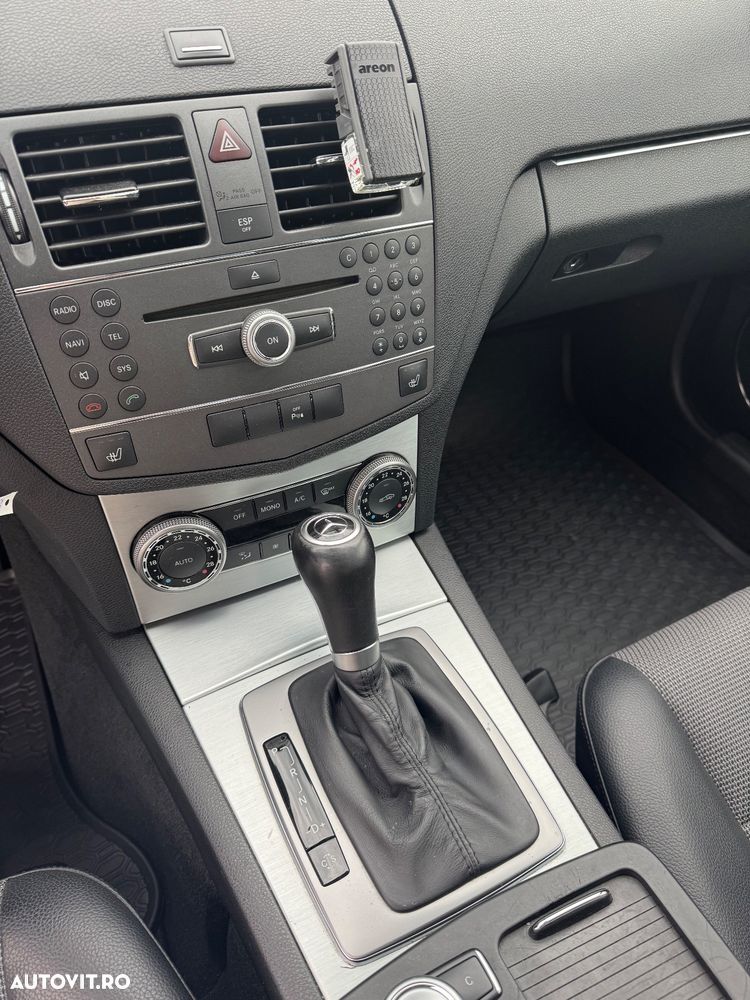 Mercedes-Benz C - 10