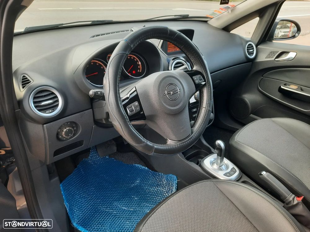 Opel Corsa 1.2 Cosmo Easytronic - 17