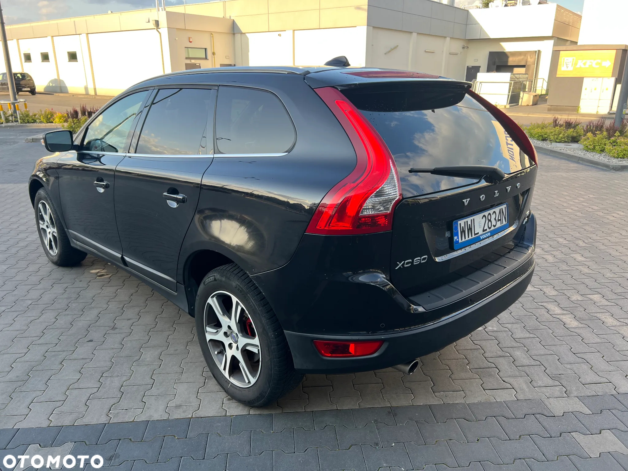 Volvo XC 60 T6 AWD Kinetic - 4