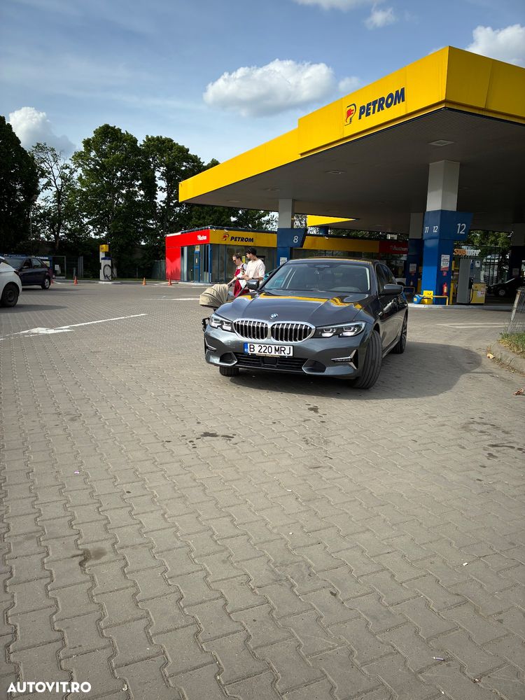 BMW Seria 3 320d xDrive AT Luxury Line - 33