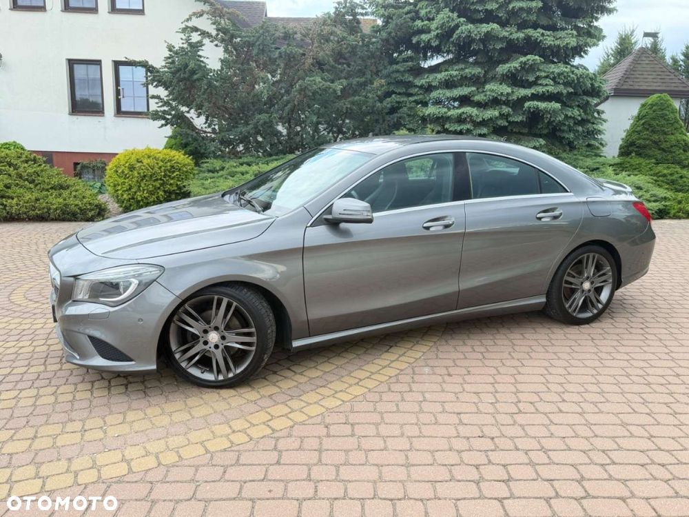 Mercedes-Benz CLA - 35