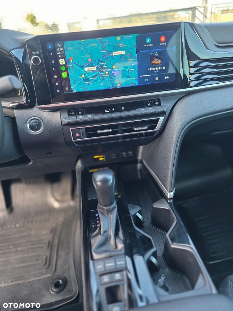 Toyota Camry 2024