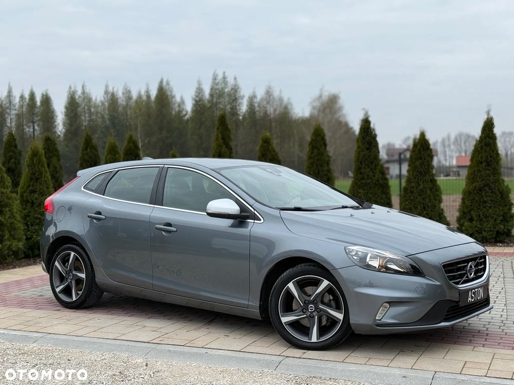 Volvo V40 D2 Momentum - 3