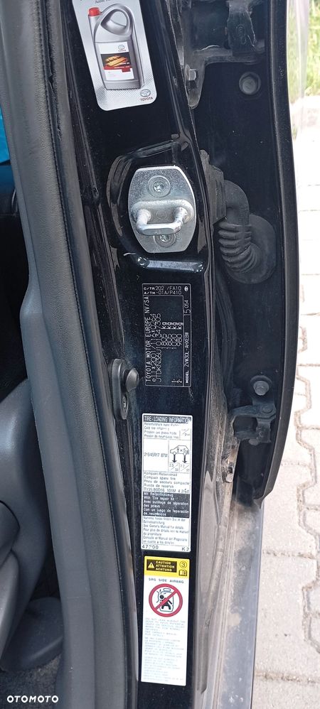 Toyota Prius 1.8 HSD Prestige - 12