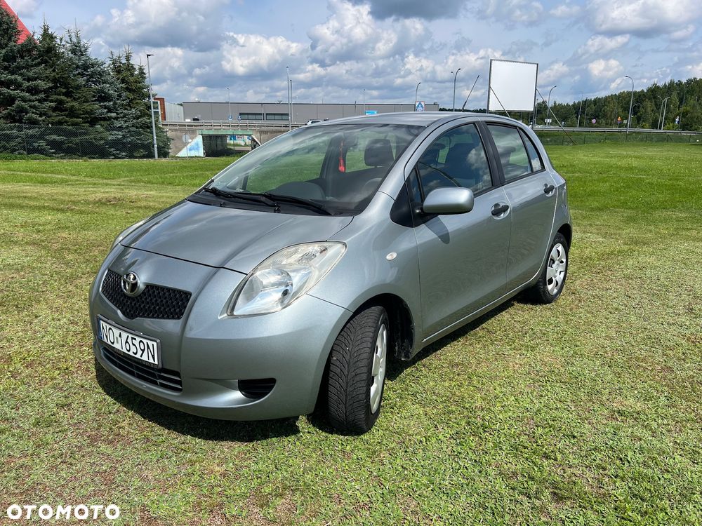 Toyota Yaris 1.0 Terra A/C - 1
