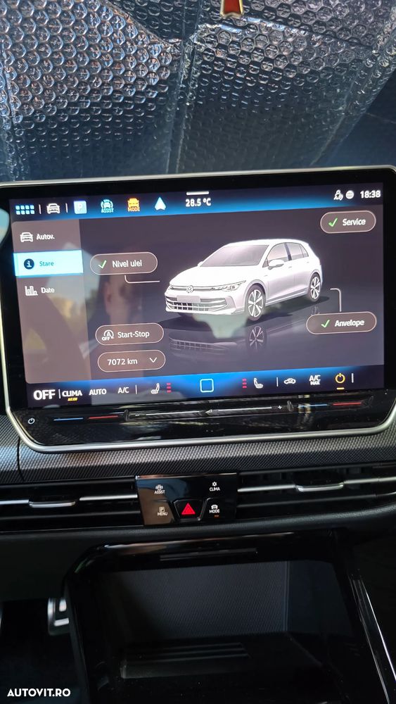 Volkswagen Golf 1.5 eTSI ACT DSG MHEV R-Line - 8