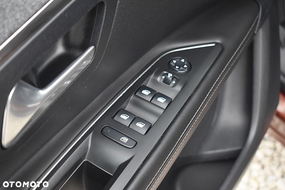 Peugeot 3008 BlueHDi 120 EAT6 Stop & Start Allure - 27