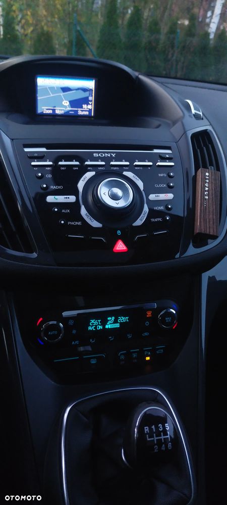 Ford Kuga 2.0 TDCi 4x4 ST-Line - 5