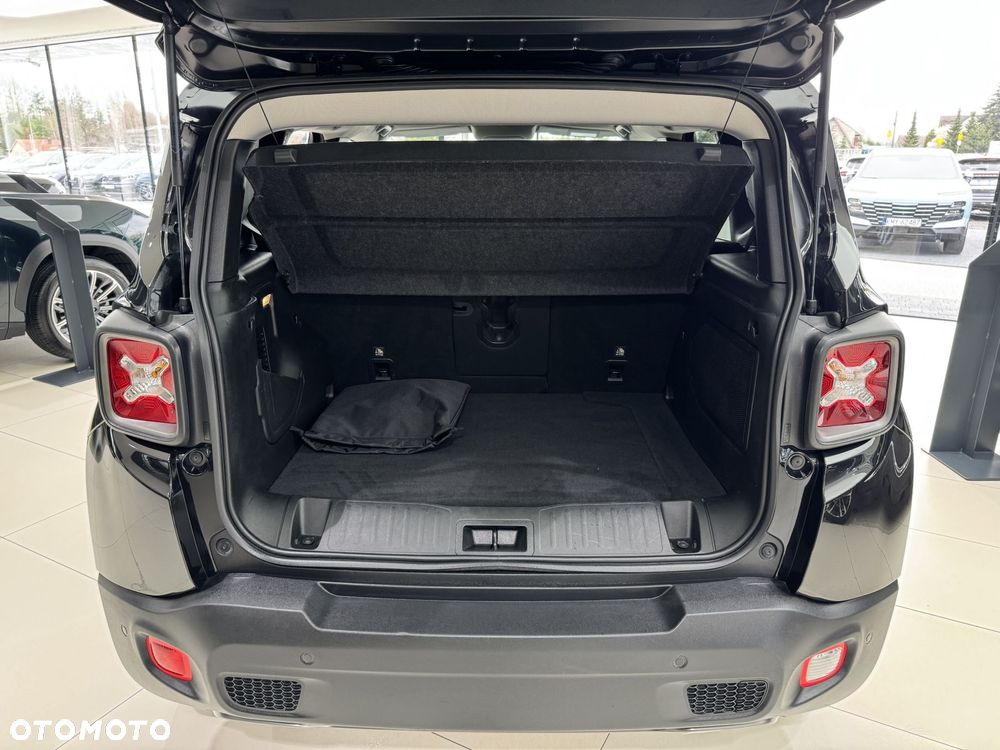 Jeep Renegade - 17