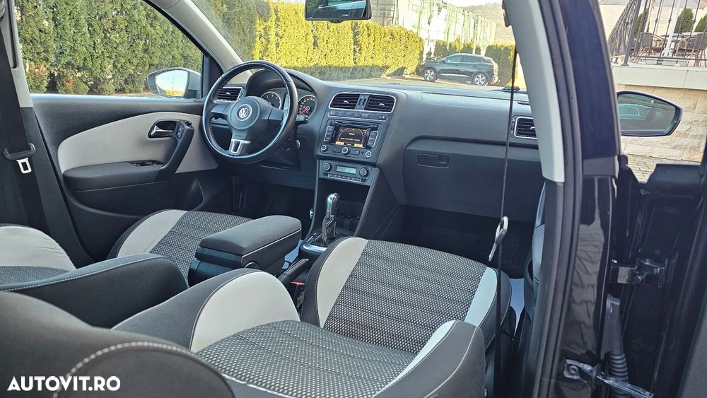 Volkswagen Polo 1.2 TSI DSG Cross - 13