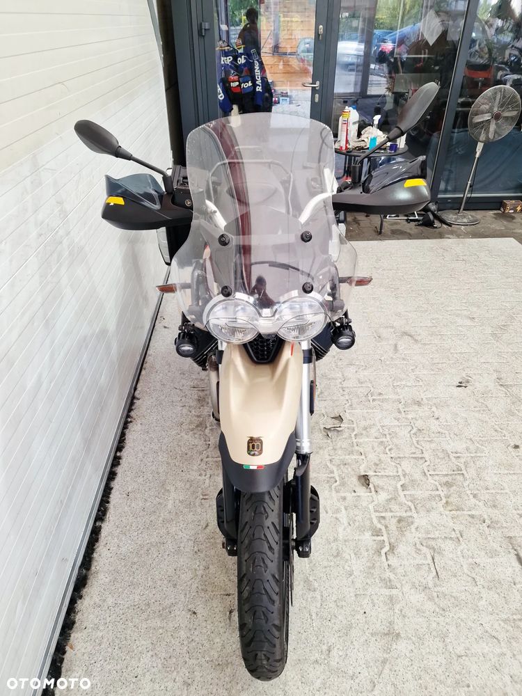 Moto Guzzi V85 - 7