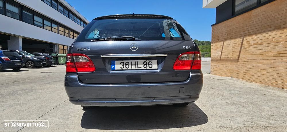 Mercedes-Benz E 220 CDi Executive II Aut. - 26