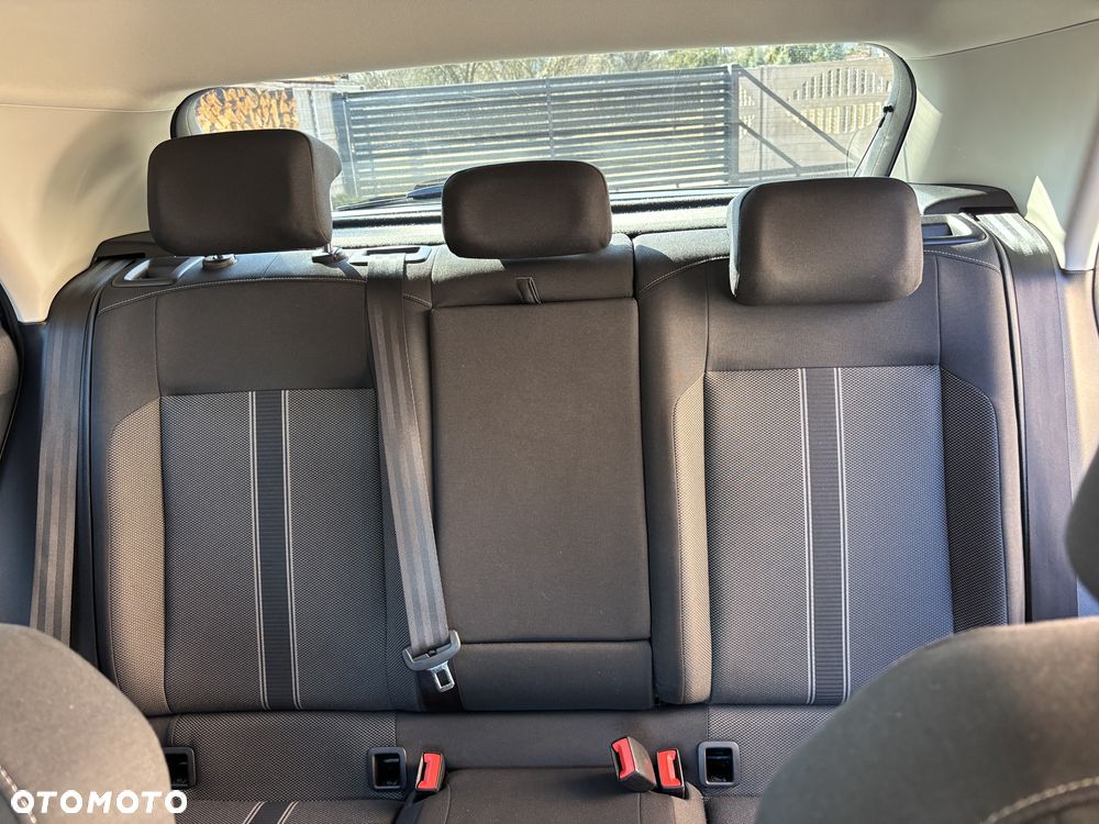 Volkswagen T-Roc 1.5 TSI GPF ACT Advance - 10