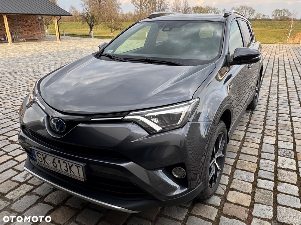 Toyota RAV4 Hybrid Premium 4x4 - 5