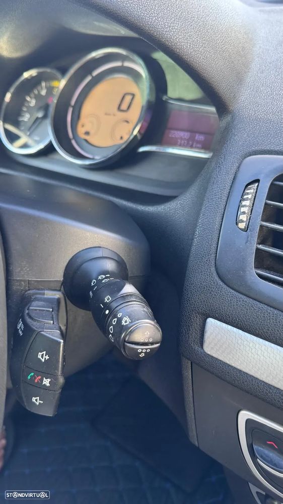 Renault Mégane Sport Tourer dCi 110 FAP Expression - 32