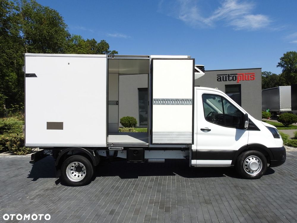Ford TRANSIT CHŁODNIA KONTENER 0*C ZASILANIE 230V TEMPOMAT KLIMATYZACJA BLIŹNIACZE KOŁA  170KM - 9