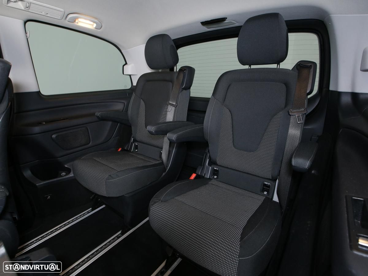 Mercedes-Benz V 220 - 10