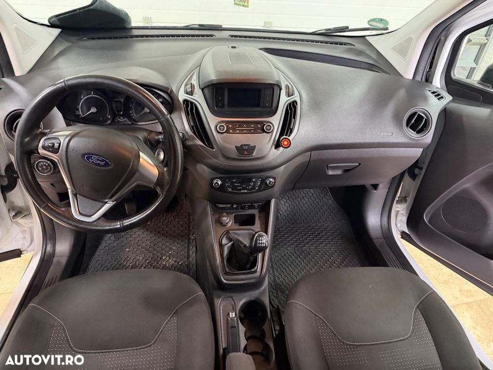 FORD Tourneo Courier 2020 — imagine 11