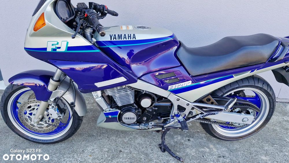 Yamaha FJ - 20