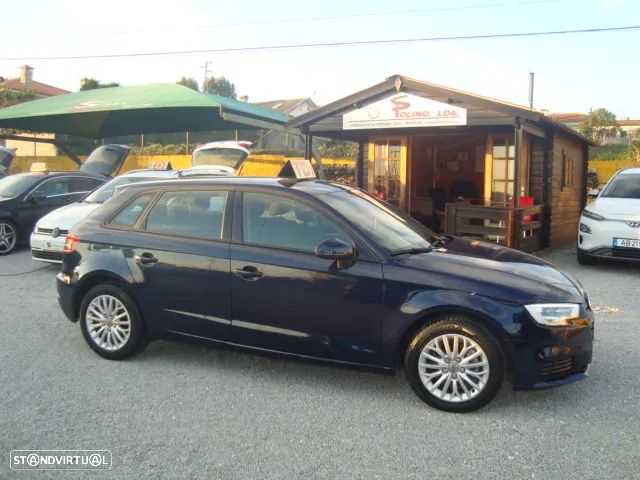 Audi A3 Sportback 1.6 TDI Sport - 4