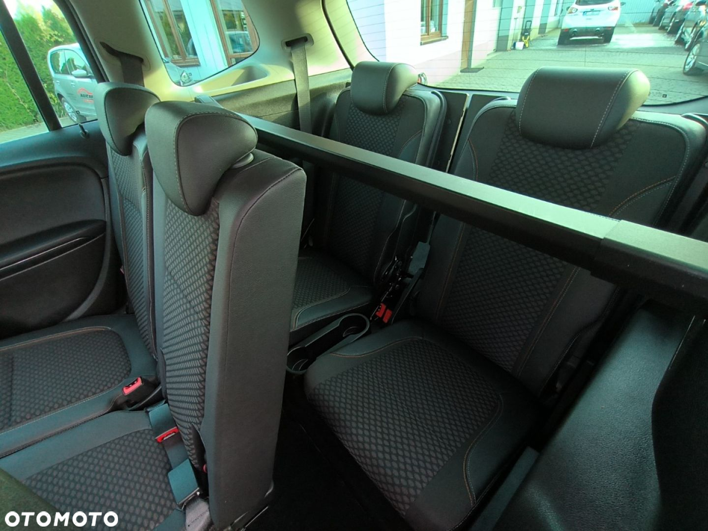 Opel Zafira - 16