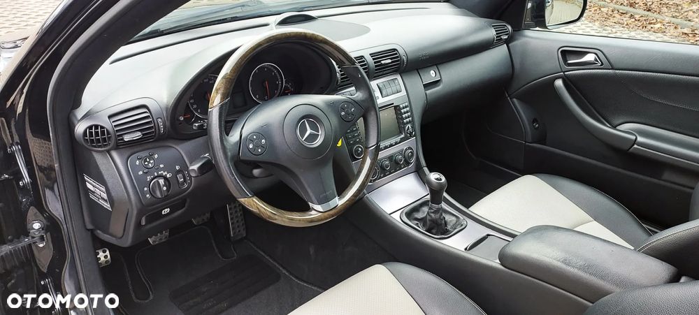 Mercedes-Benz CLC - 37