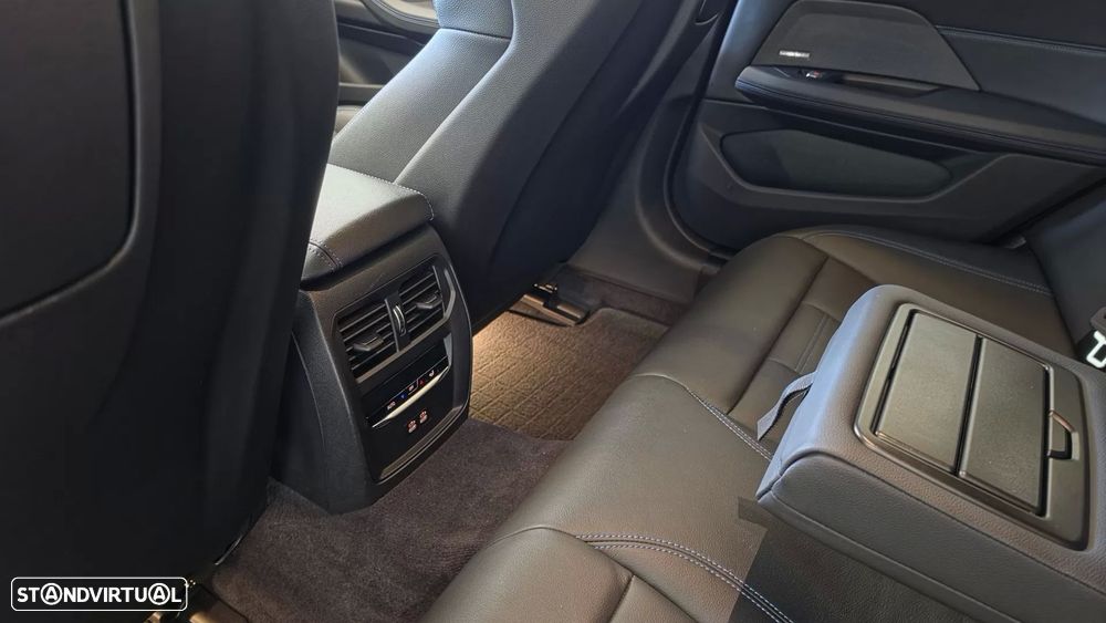 BMW i4 eDrive35 Pack Desportivo M Pro - 52