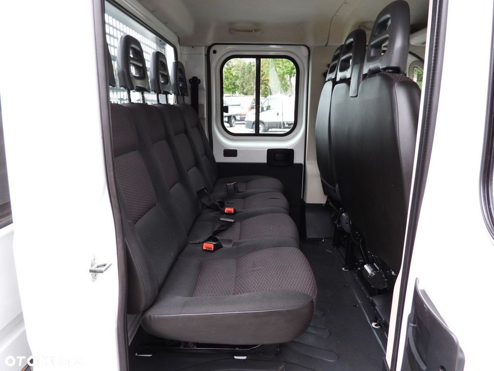 Peugeot BOXER SKRZYNIA PODWÓJNA KABINA DOKA 7 MIEJSC TEMPOMAT KLIMATYZACJA  140KM - 34