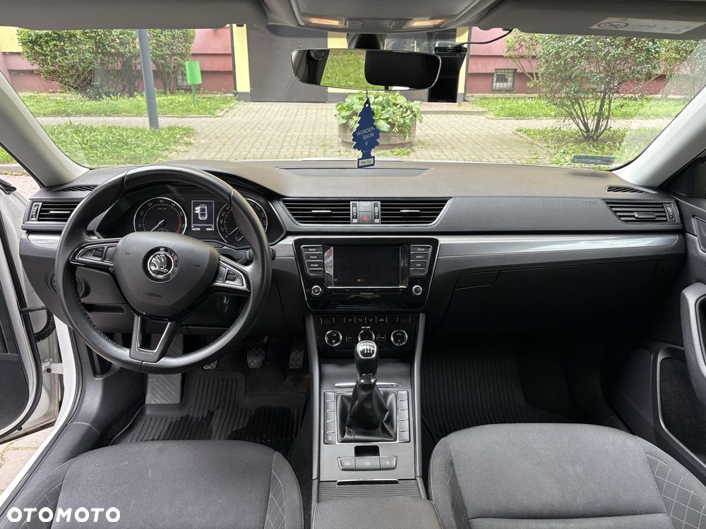Skoda Superb - 5