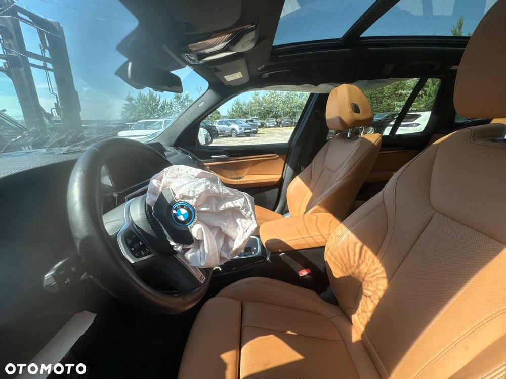 BMW iX3 80kWh Inspiring - 8