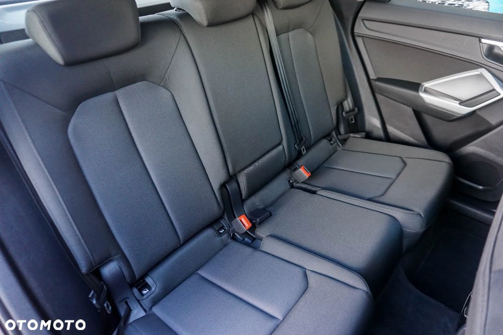 Audi Q3 35 TDI Advanced S tronic - 34
