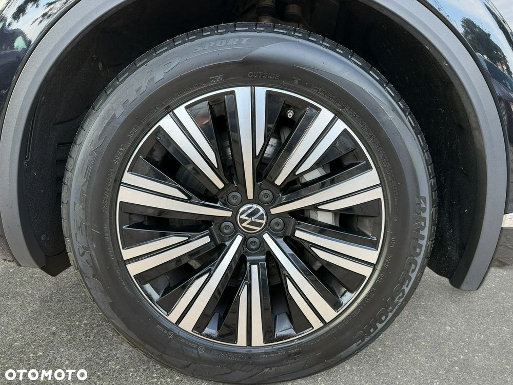 Volkswagen Touareg - 14