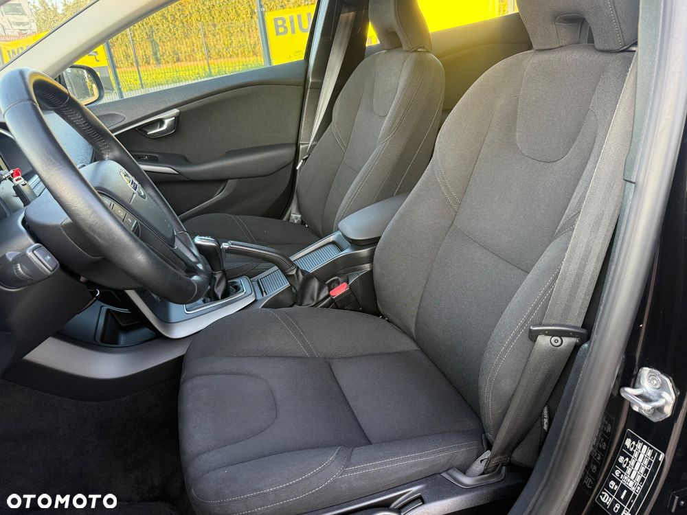 Volvo V40 - 21