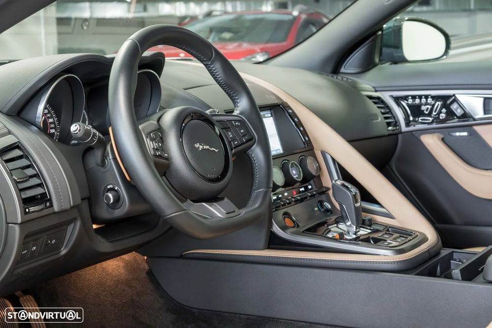 Jaguar F-Type 3.0 V6 S/C S Auto - 22