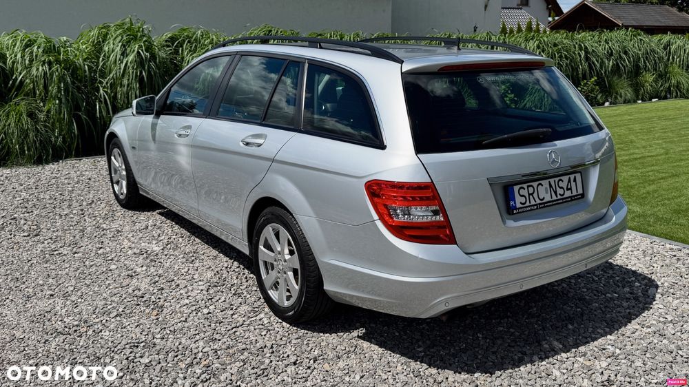 Mercedes-Benz Klasa C 180 CGI BlueEFFICIENCY Elegance - 31