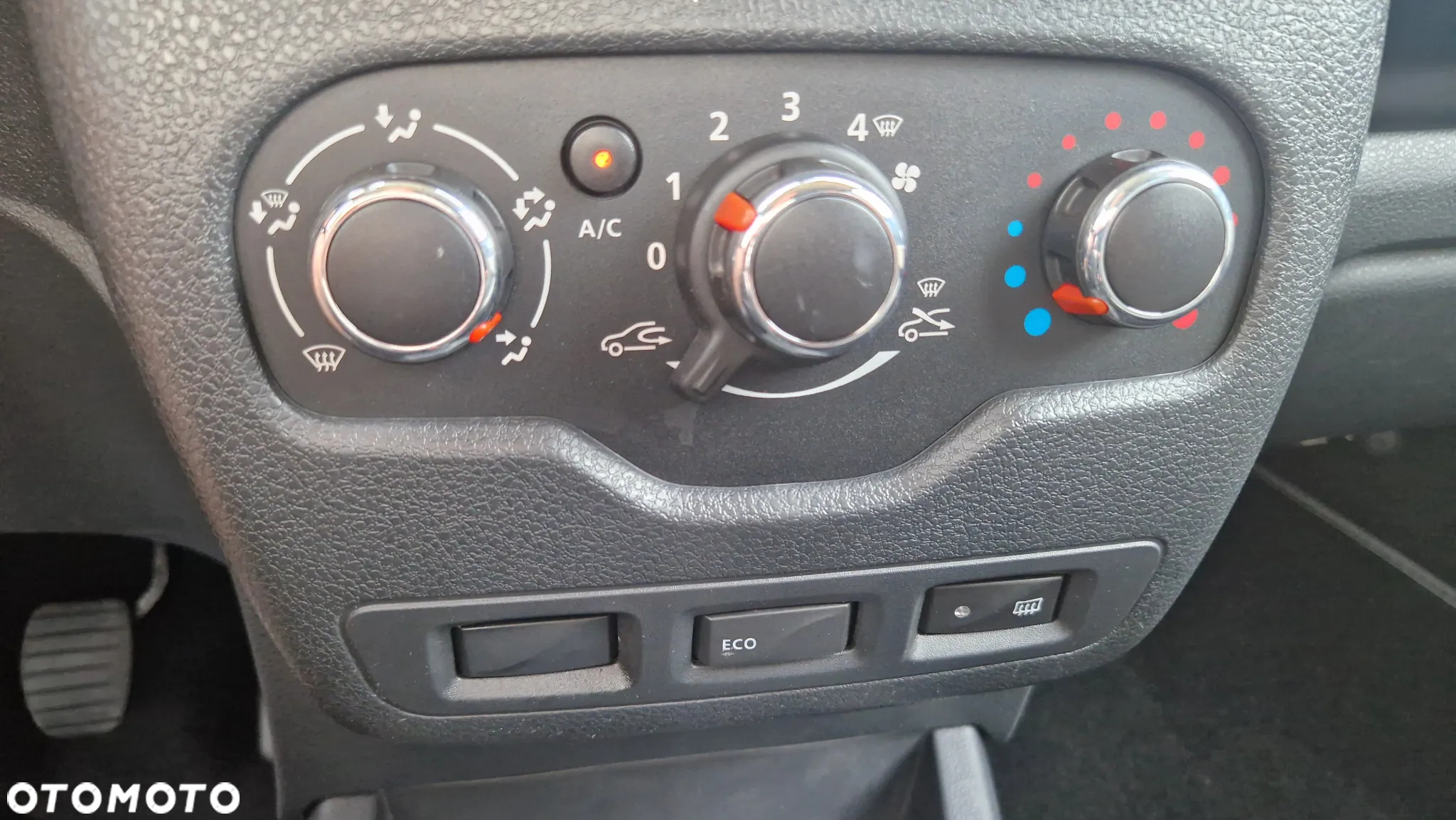 Dacia Dokker 1.6 MPI 85 Celebration - 22