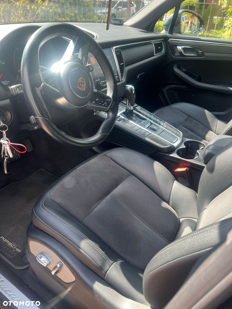 Porsche Macan - 11