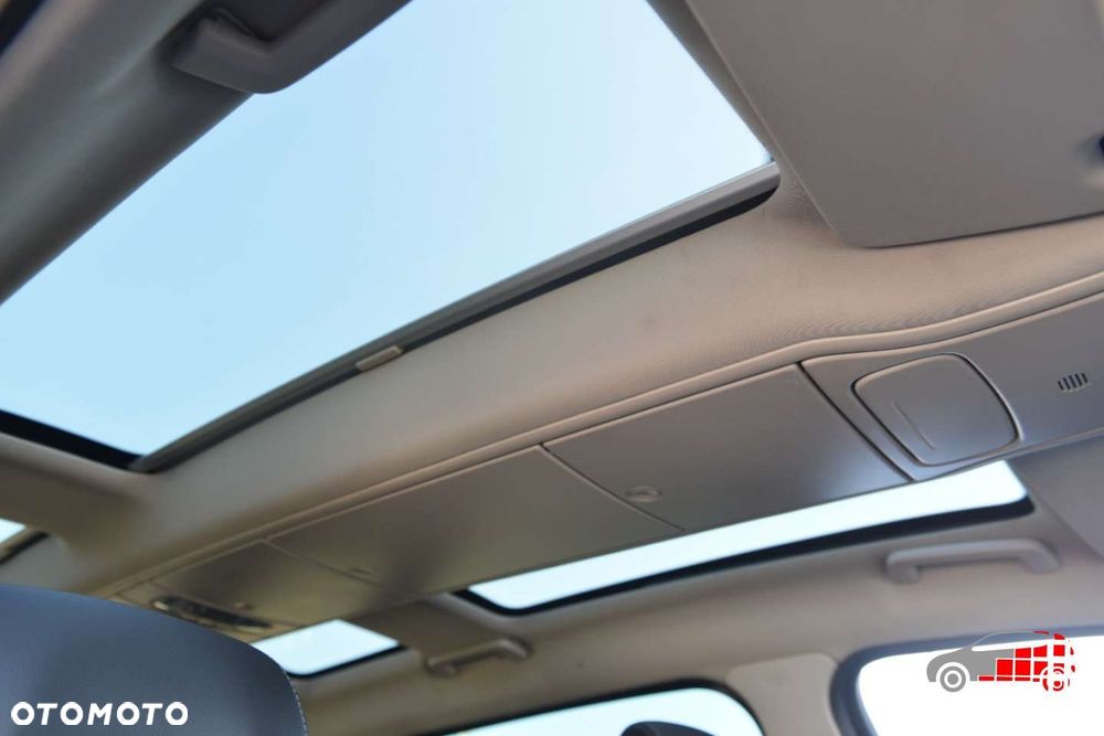 Ford Galaxy - 38