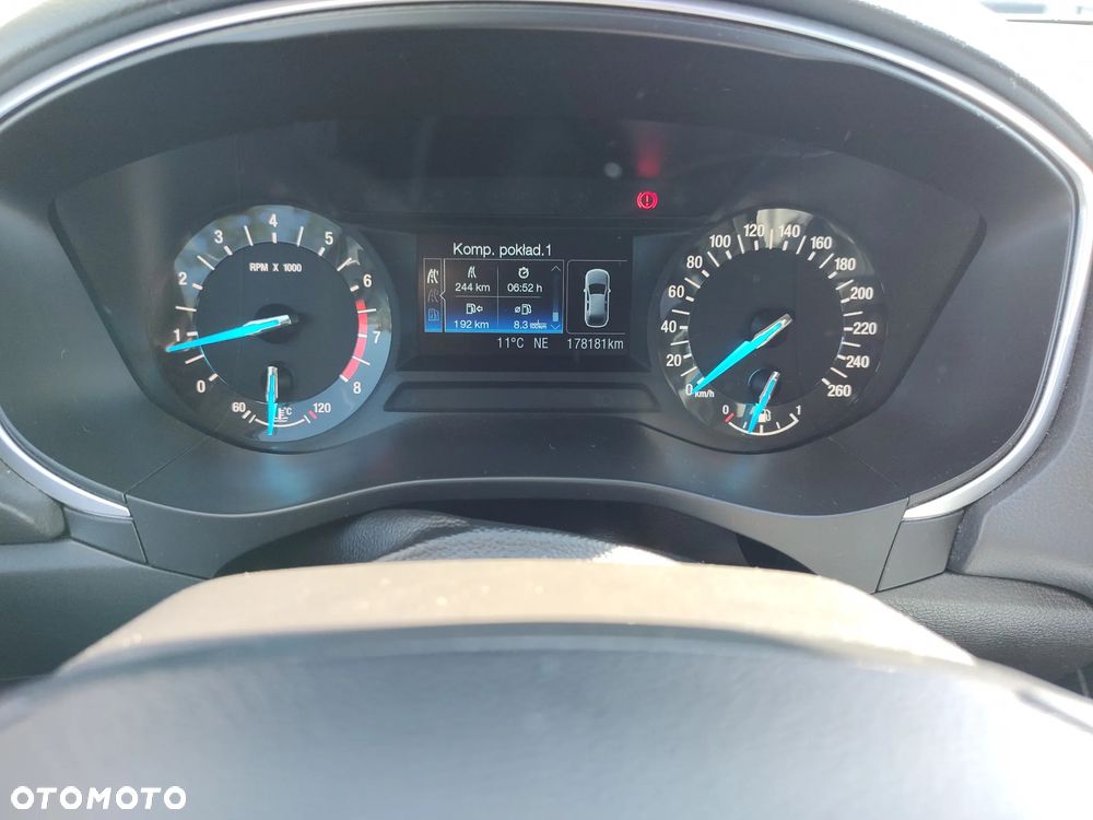 Ford Mondeo 1.5 EcoBoost Trend - 10