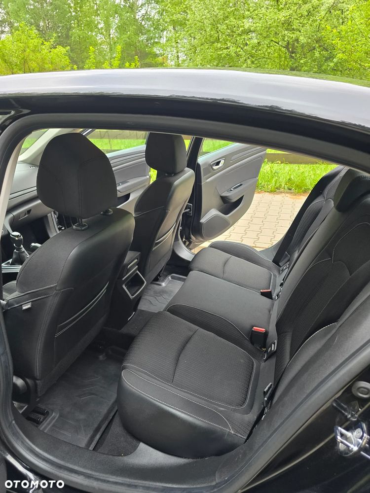 Renault Megane 1.6 SCe Life - 24