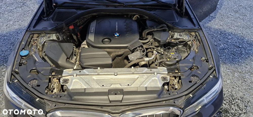 BMW Seria 3 320d xDrive Luxury Line - 6