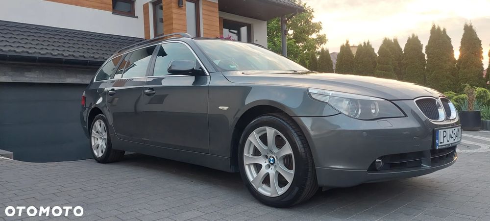 BMW Seria 5 525i - 14