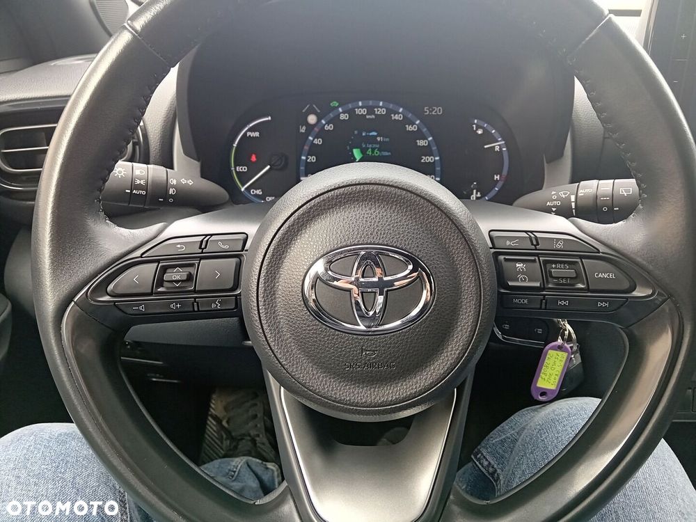 Toyota Yaris Cross - 18