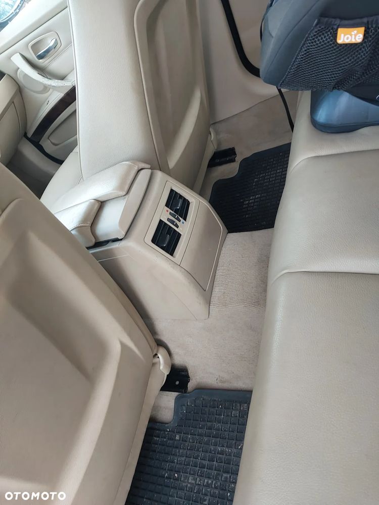 BMW Seria 3 320i - 15